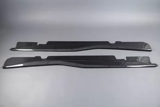 Side skirts set Z06 style for the Corvette C7